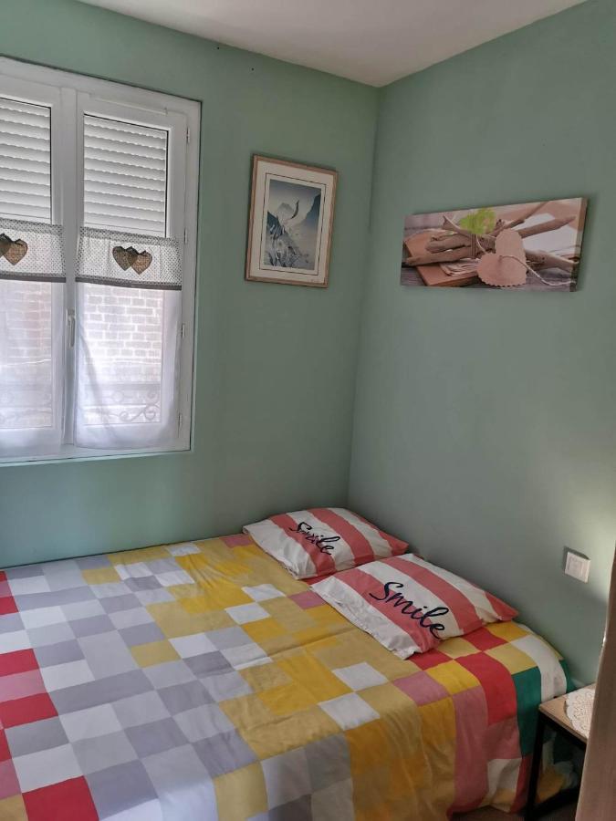 Charmant Appartement Vu Sur Mer Ault Exterior photo